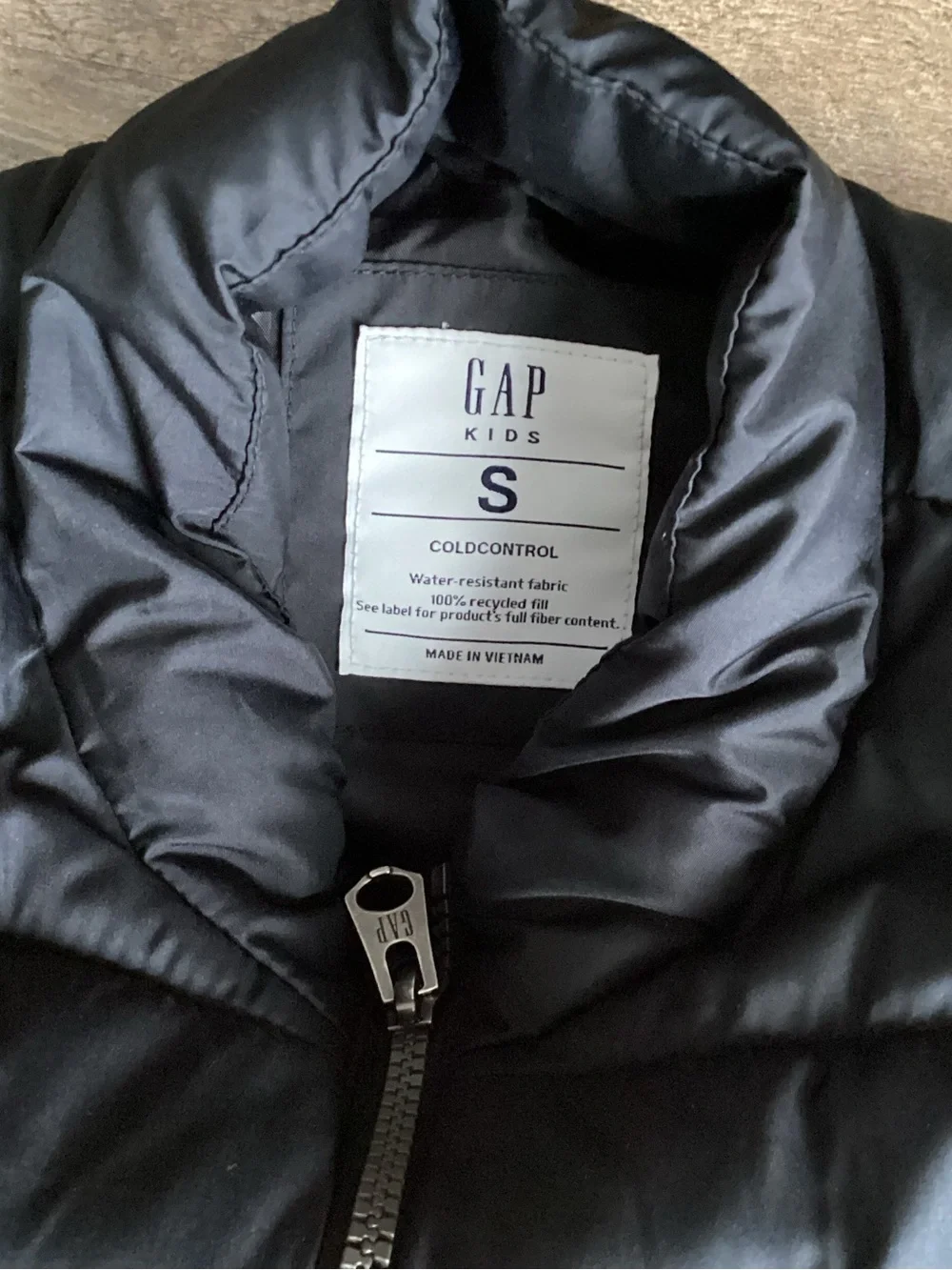 Gap Kids Two-Tone Puffer Vest - Rust & Black
